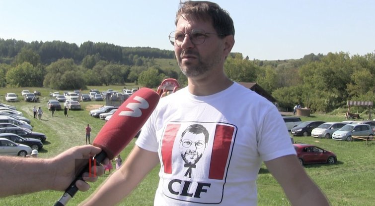 Antanui Kandrotui-Celofanui – nemalonumai: „KFC“ prašo ištirti, ar jo partijos logotipas teisėtas